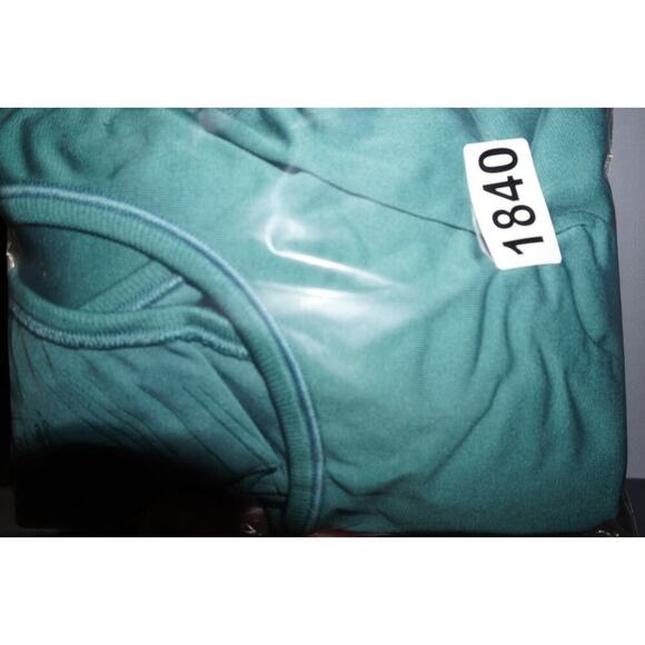 Patagonia Active Tank Top Women’s M Teal Blue Seamless Stretch Racerback Workout - Picture 11 of 11